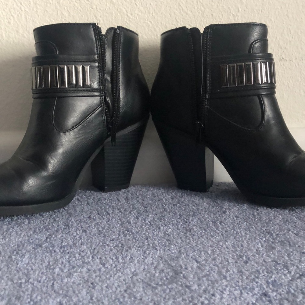 Brand new Boots